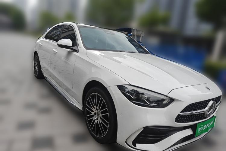 Used Mercedes-Benz C-Class 2022 Restyled C 260 L Sport Edition Front Right 45 Deg