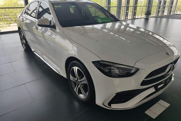Used Mercedes-Benz C-Class 2022 Restyled C 200 L Sport Edition Front Right 45 Deg