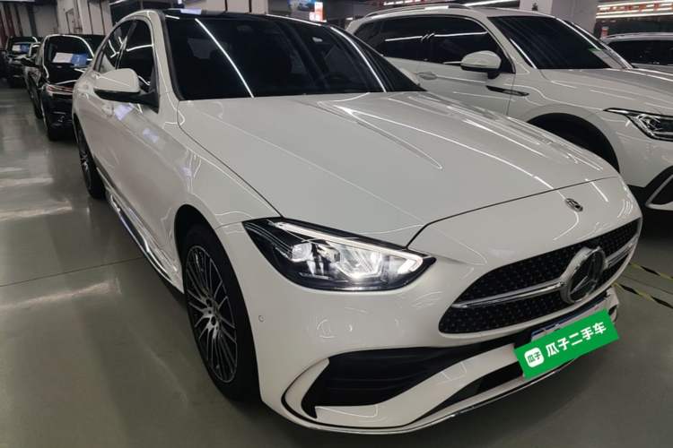 Used Mercedes-Benz C-Class 2022 C 260 L Sport Edition Front Right 45 Deg