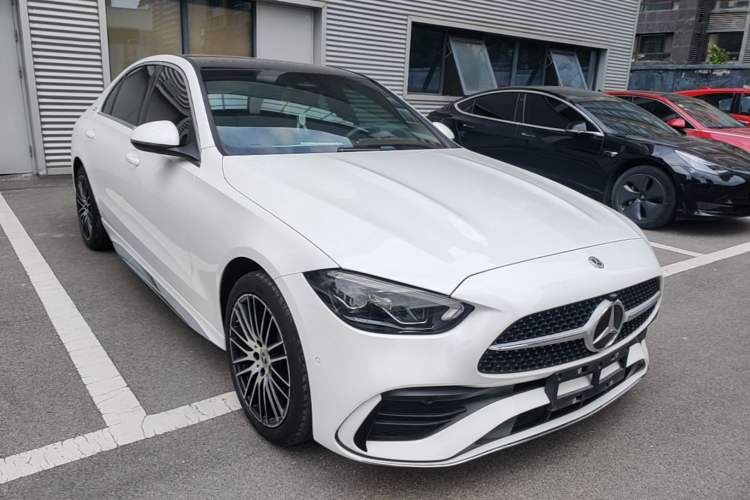 Used Mercedes-Benz C-Class 2022 C 260 L Sport Edition Front Right 45 Deg