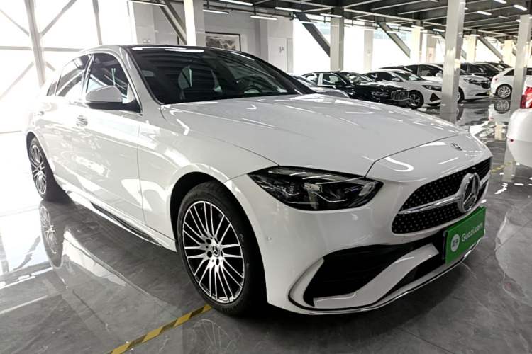 Used Mercedes-Benz C-Class 2022 Restyled C 260 L Sport Edition Front Right 45 Deg