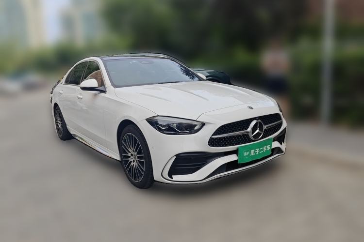 Used Mercedes-Benz C-Class 2022 C 260 L Sport Edition Front Right 45 Deg