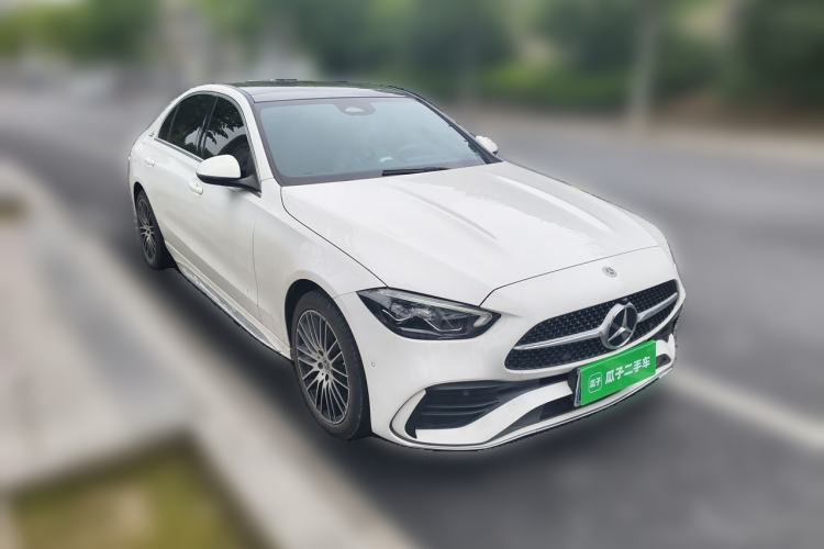 Used Mercedes-Benz C-Class 2022 Restyled C 260 L Sport Edition Front Right 45 Deg