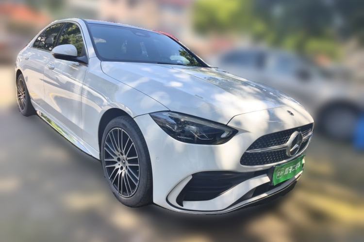 Used Mercedes-Benz C-Class 2022 Restyled C 260 L Sport Edition Front Right 45 Deg