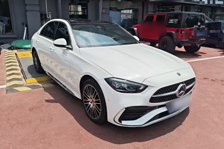Used Mercedes-Benz C-Class 2022 Restyled C 260 L Sport Edition Front Right 45 Deg