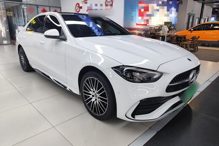 Used Mercedes-Benz C-Class 2022 C 260 L Sport Edition Front Right 45 Deg