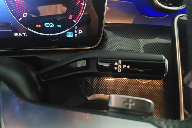 Used Mercedes-Benz C-Class 2022 Restyled C 200 L Sport Edition Gear Lever