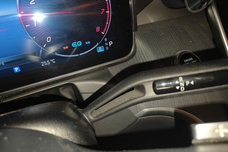 Used Mercedes-Benz C-Class 2022 Restyled C 200 L Sport Edition Gear Lever