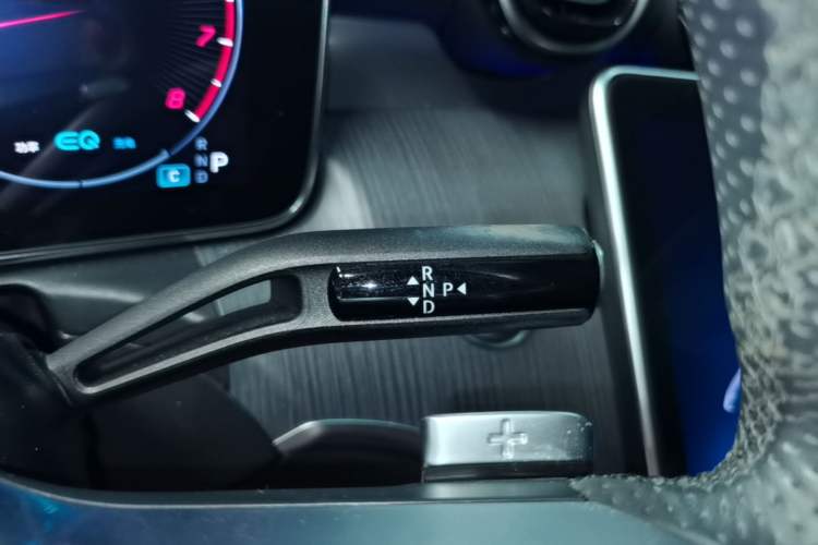 Used Mercedes-Benz C-Class 2022 Restyled C 200 L Sport Edition Gear Lever