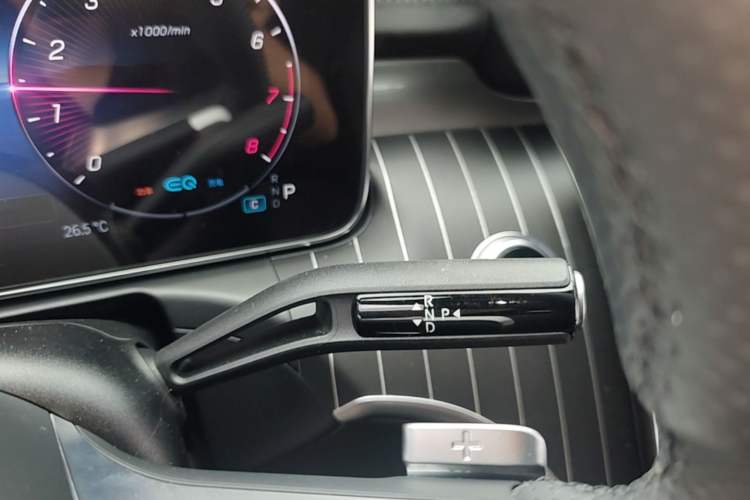 Used Mercedes-Benz C-Class 2022 Restyled C 260 L Sport Edition Gear Lever