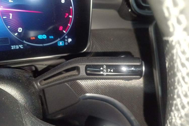 Used Mercedes-Benz C-Class 2022 C 260 L Sport Edition Gear Lever