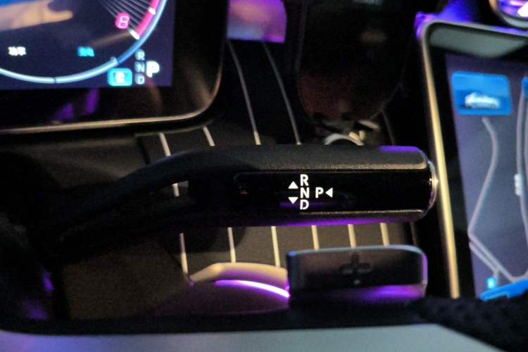 Used Mercedes-Benz C-Class 2022 C 260 L Obsidian Night Sport Edition Gear Lever