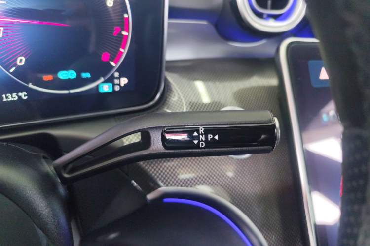 Used Mercedes-Benz C-Class 2022 Restyled C 260 L Sport Edition Gear Lever