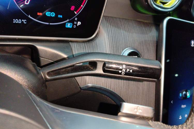 Used Mercedes-Benz C-Class 2022 C 200 L Sport Edition Gear Lever