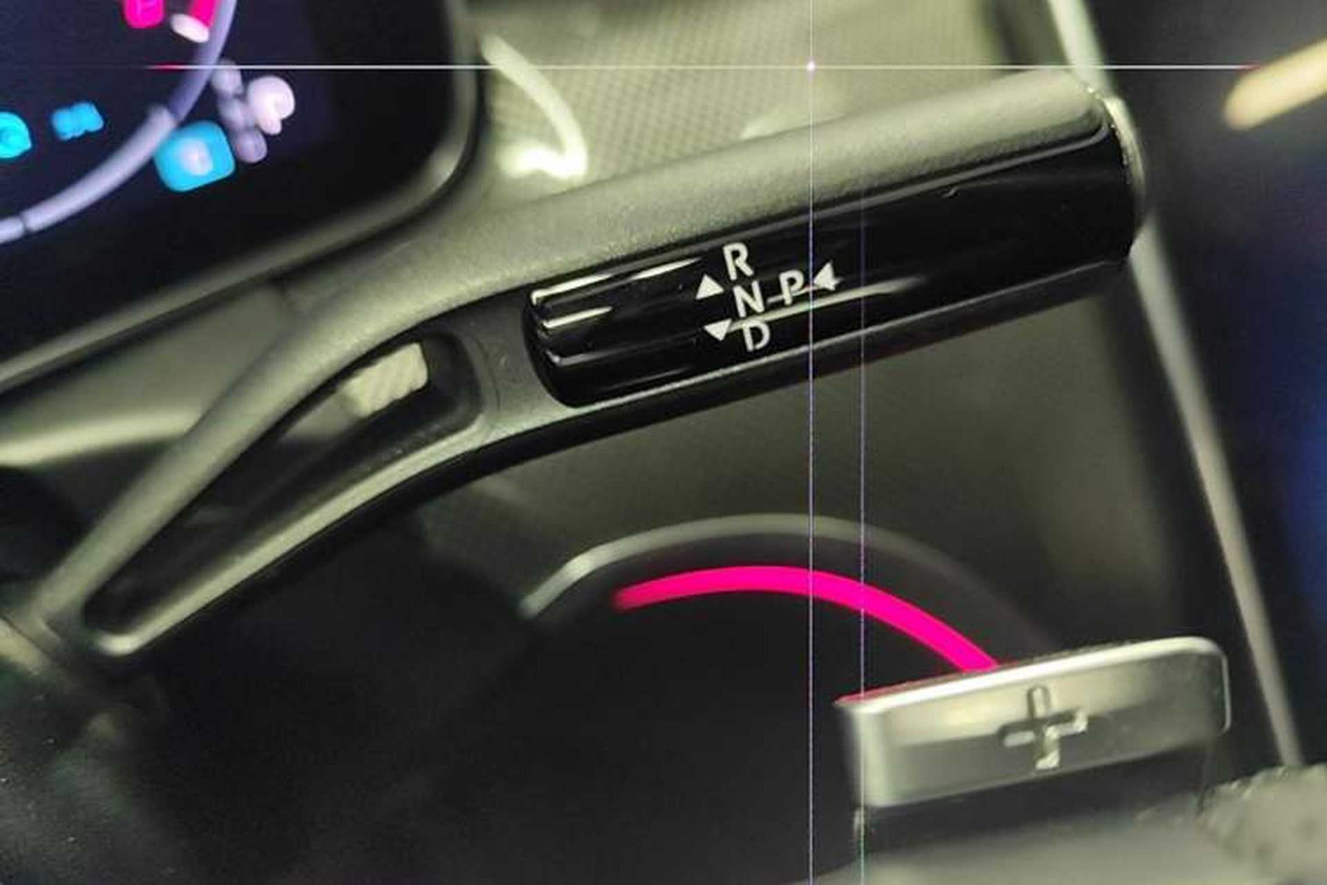 Used Mercedes-Benz C-Class 2022 Restyled C 260 L Sport Edition Gear Lever