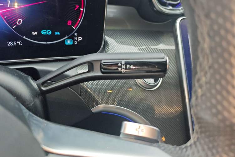 Used Mercedes-Benz C-Class 2022 Restyled C 260 L Sport Edition Gear Lever