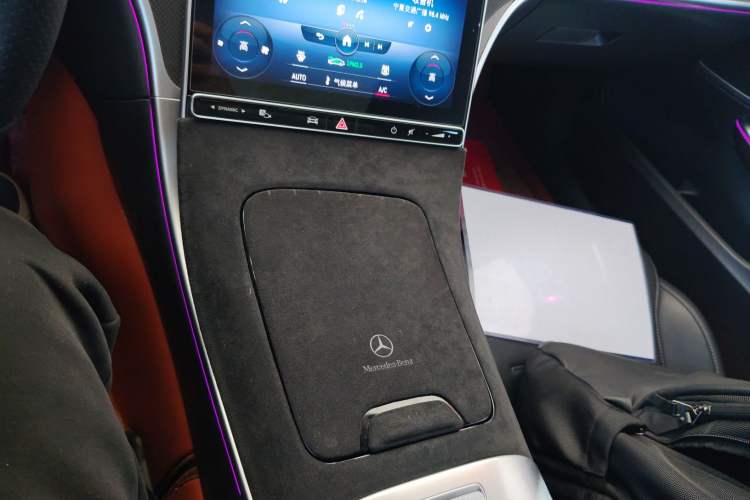 Used Mercedes-Benz C-Class 2022 Restyled C 260 L Sport Edition Gear Lever