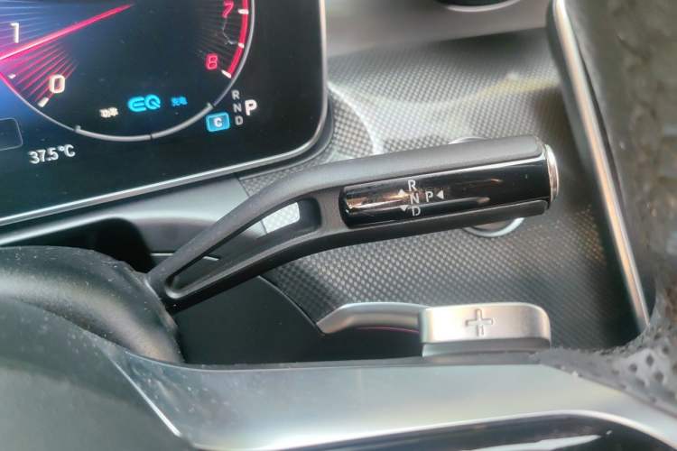 Used Mercedes-Benz C-Class 2022 Restyled C 260 L Sport Edition Gear Lever