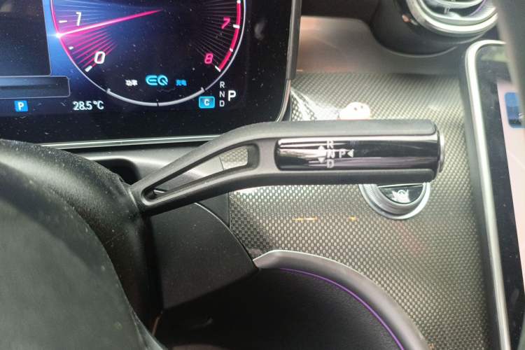Used Mercedes-Benz C-Class 2022 Restyled C 260 L Sport Edition Gear Lever