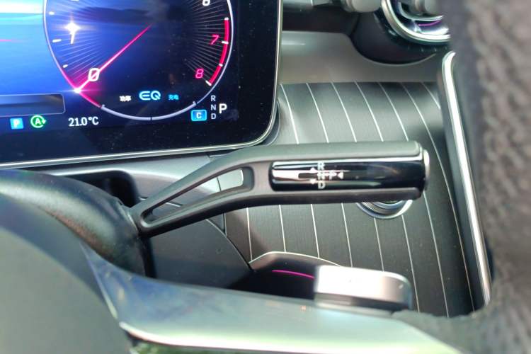 Used Mercedes-Benz C-Class 2022 Revised C 260 L Starry Night Sport Edition Gear Lever