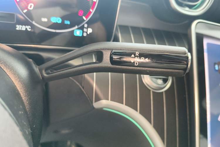 Used Mercedes-Benz C-Class 2022 Restyled C 260 L Sport Edition Gear Lever