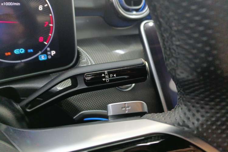 Used Mercedes-Benz C-Class 2022 C 260 L Sport Edition Gear Lever