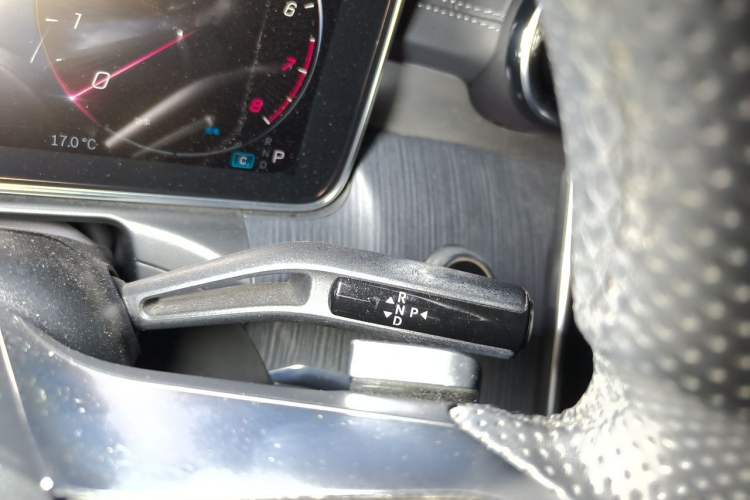 Used Mercedes-Benz C-Class 2022 C 200 L Sport Edition Gear Lever