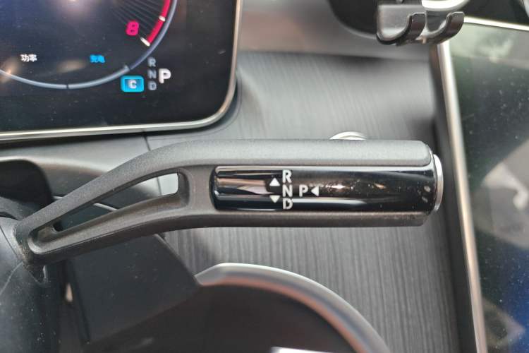 Used Mercedes-Benz C-Class 2022 Restyled C 200 L Sport Edition Gear Lever