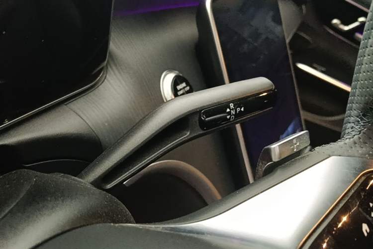 Used Mercedes-Benz C-Class 2022 Restyled C 200 L Sport Edition Gear Lever