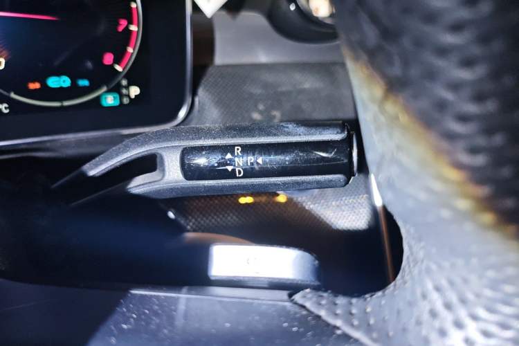 Used Mercedes-Benz C-Class 2022 Restyled C 260 L Sport Edition Gear Lever