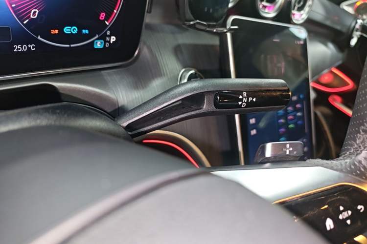 Used Mercedes-Benz C-Class 2022 C 200 L Sport Edition Gear Lever