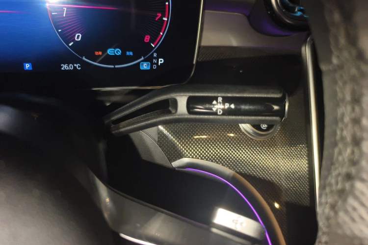 Used Mercedes-Benz C-Class 2022 Restyled C 260 L Sport Edition Gear Lever