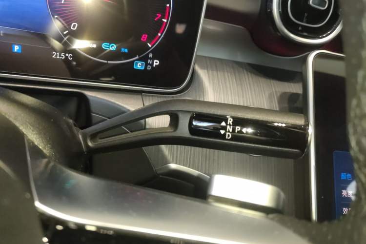 Used Mercedes-Benz C-Class 2022 Restyled C 200 L Sport Edition Gear Lever
