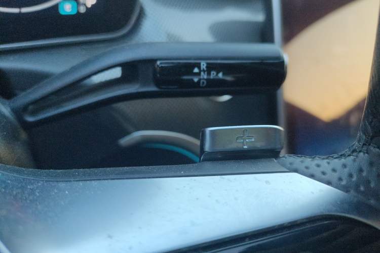 Used Mercedes-Benz C-Class 2022 C 260 L Sport Edition Gear Lever