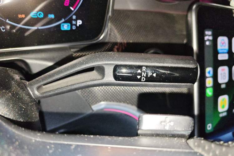 Used Mercedes-Benz C-Class 2022 C 260 L Sport Edition Gear Lever