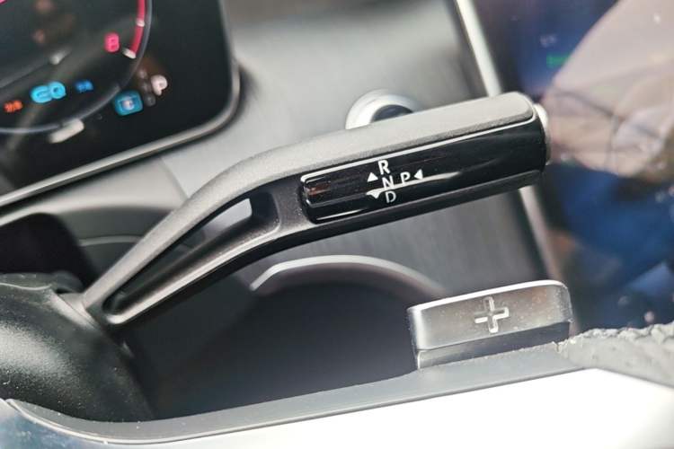 Used Mercedes-Benz C-Class 2022 C 200 L Sport Edition Gear Lever