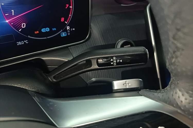 Used Mercedes-Benz C-Class 2022 Restyled C 200 L Sport Edition Gear Lever