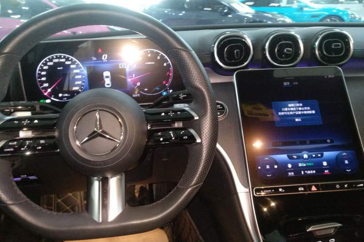 Used Mercedes-Benz C-Class 2022 Restyled C 200 L Sport Edition Gear Lever