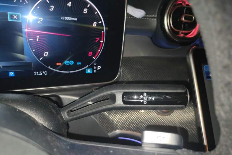 Used Mercedes-Benz C-Class 2022 C 260 L Sport Edition Gear Lever