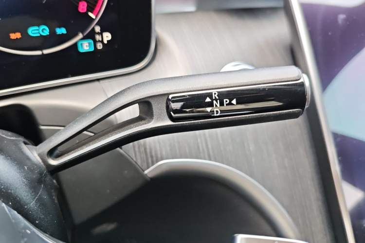 Used Mercedes-Benz C-Class 2022 C 200 L Sport Edition Gear Lever