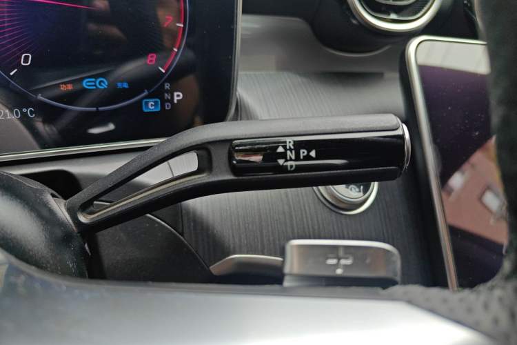 Used Mercedes-Benz C-Class 2022 Restyled C 200 L Sport Edition Gear Lever