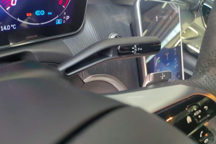 Used Mercedes-Benz C-Class 2022 C 200 L Sport Edition Gear Lever