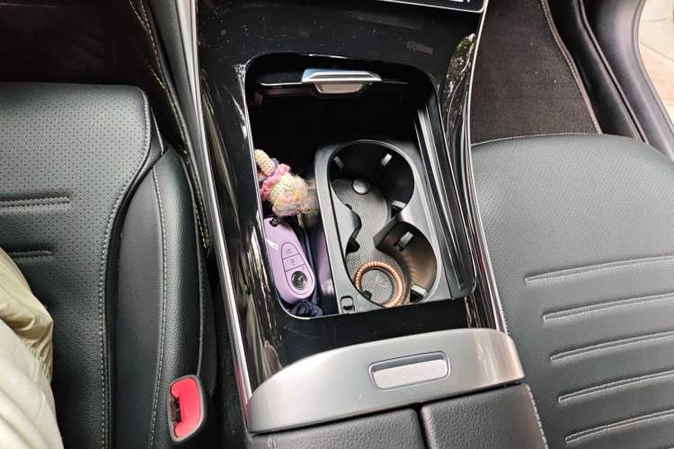 Used Mercedes-Benz C-Class 2022 Revised C 260 L Starry Night Sport Edition Gear Lever