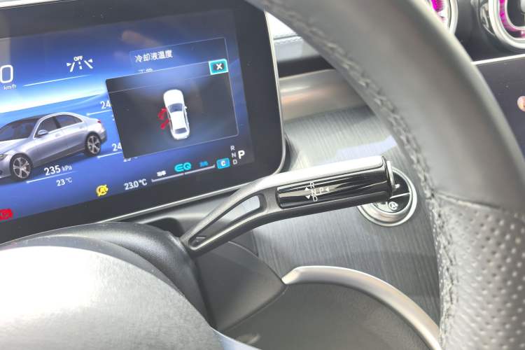 Used Mercedes-Benz C-Class 2022 Restyled C 200 L Sport Edition Gear Lever