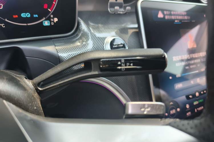 Used Mercedes-Benz C-Class 2022 Restyled C 260 L Sport Edition Gear Lever