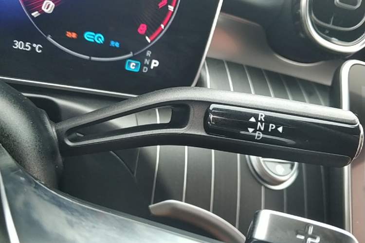 Used Mercedes-Benz C-Class 2022 Restyled C 200 L Sport Edition Gear Lever