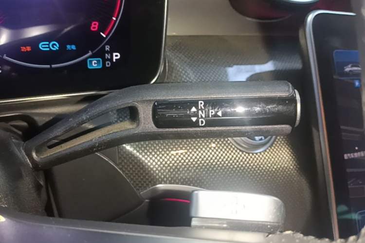 Used Mercedes-Benz C-Class 2022 Restyled C 260 L Sport Edition Gear Lever