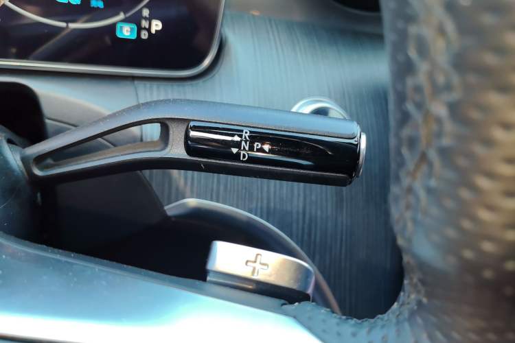 Used Mercedes-Benz C-Class 2022 Restyled C 200 L Sport Edition Gear Lever