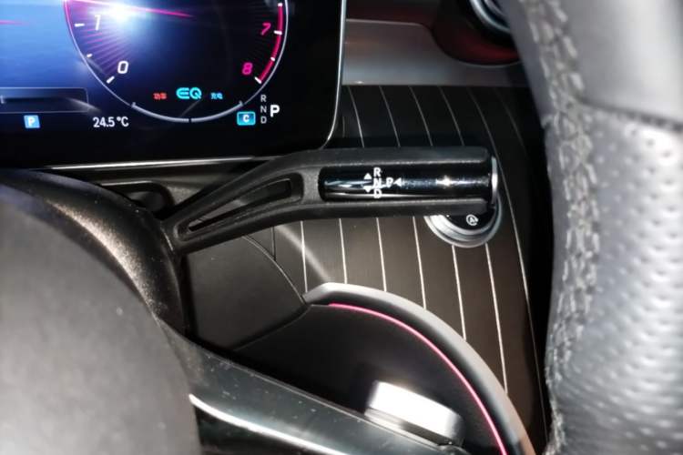 Used Mercedes-Benz C-Class 2022 C 260 L Sport Edition Gear Lever