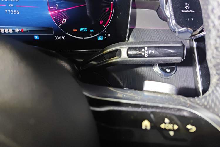 Used Mercedes-Benz C-Class 2022 Restyled C 200 L Sport Edition Gear Lever